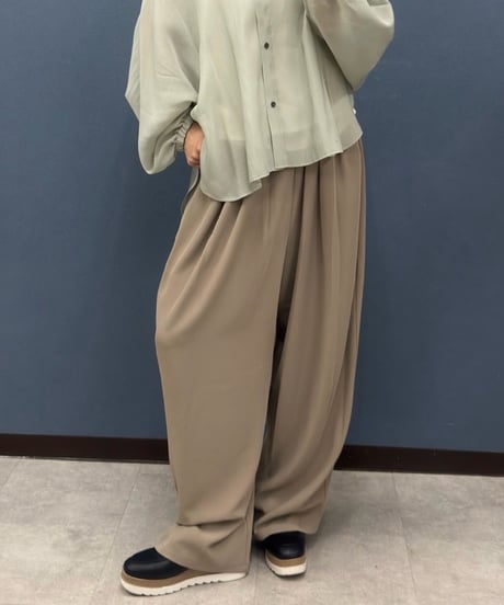 Pauline Bleu ポリーヌブロー　とろみドレープ　コクーンタックパンツ