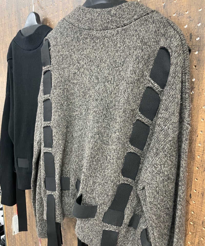 Dignite collier ディニテコリエ テープデザインニットカーデ | HA-CHI