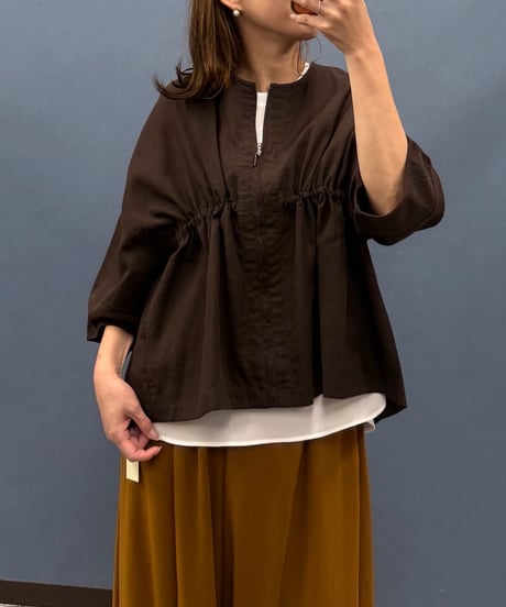 Uncarnet アンカルネ　麻混ドロストギャザージャケット