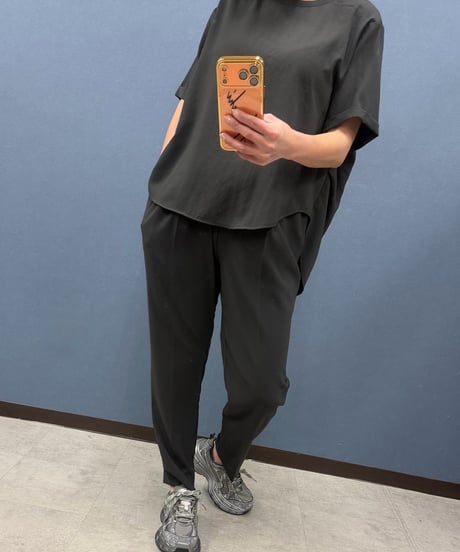 Dignite collier ディニテコリエ　ストレッチシフォン テーパードパンツ