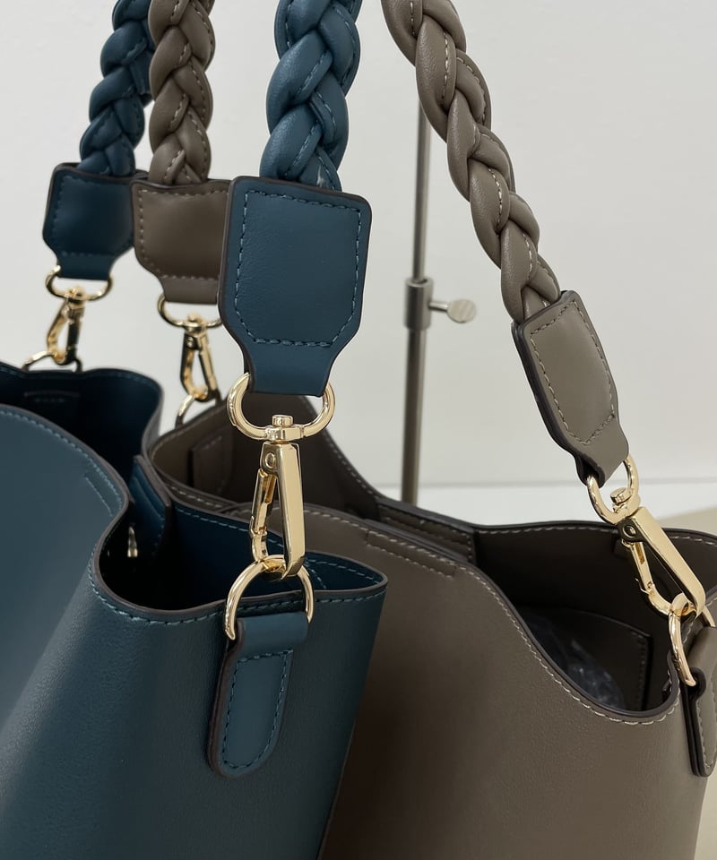 軽量合皮 三つ編みハンドル ハンドバッグ・2col | HA-CHI