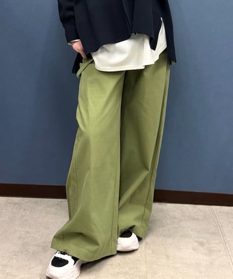 Dignite collier ディニテコリエ　サスペンダー付きワイドパンツ