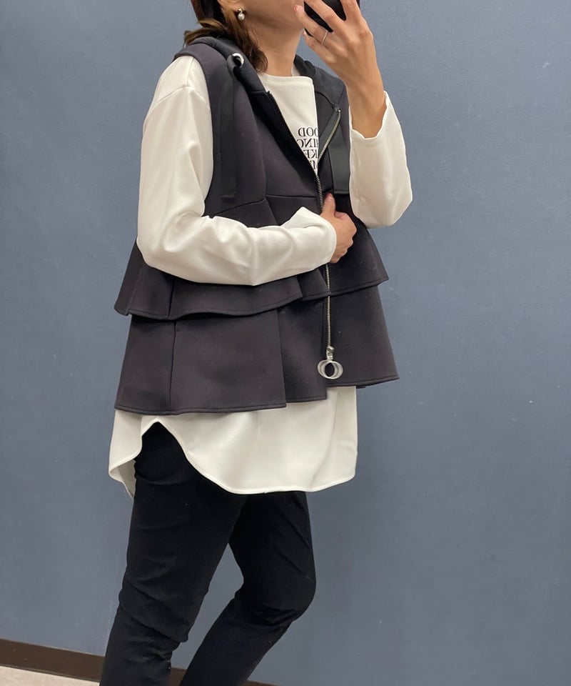 Dignite collier ディニテコリエ ダンボールフリルベスト | HA-CHI