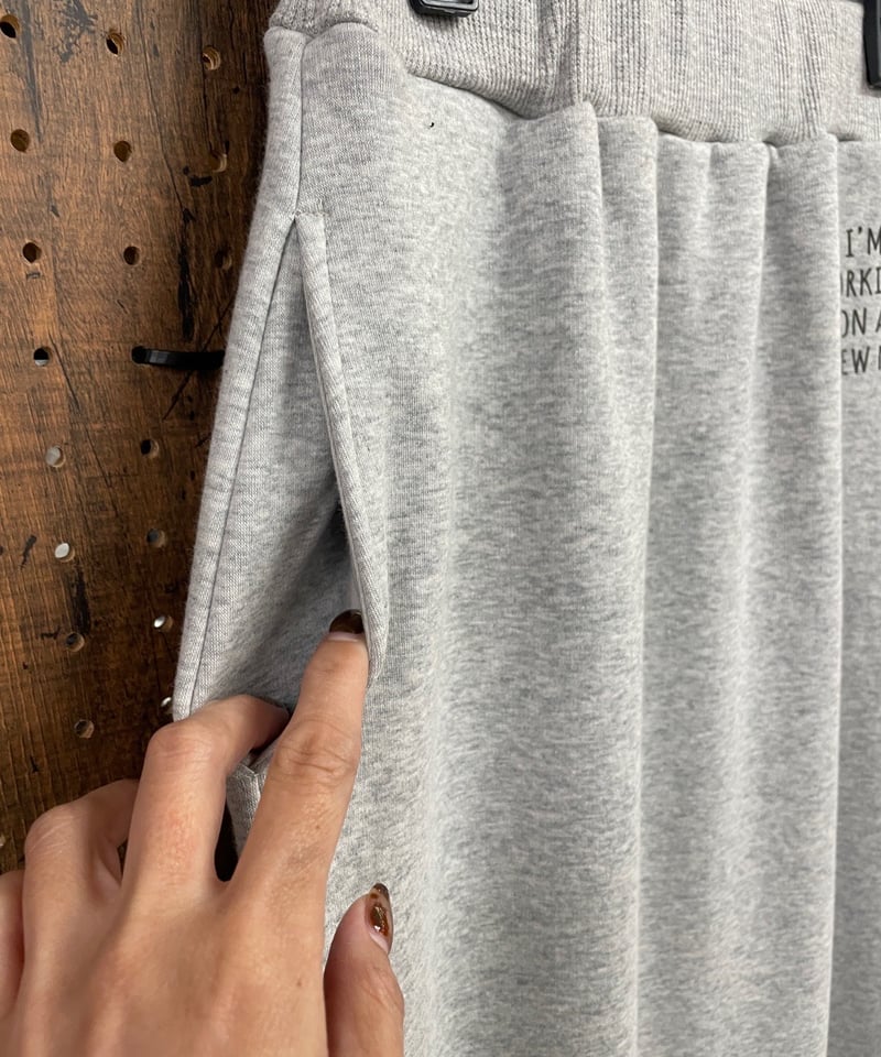 DIgnite collier☆バックスリットタイトスカート☆グレー☆未使用 Dignite collier ディニテコリエ 超 裏起毛 スエット タイトスカート