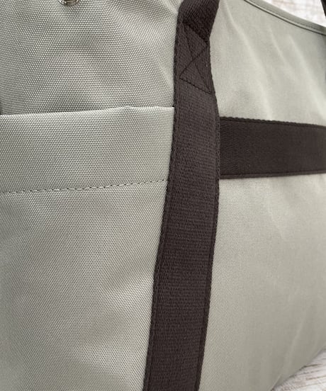 A4対応 収納多数 撥水加工 ショルダー付きバッグ 4col