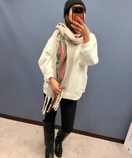 Dignite collier ディニテコリエ　ポケット付きシンプルスエット