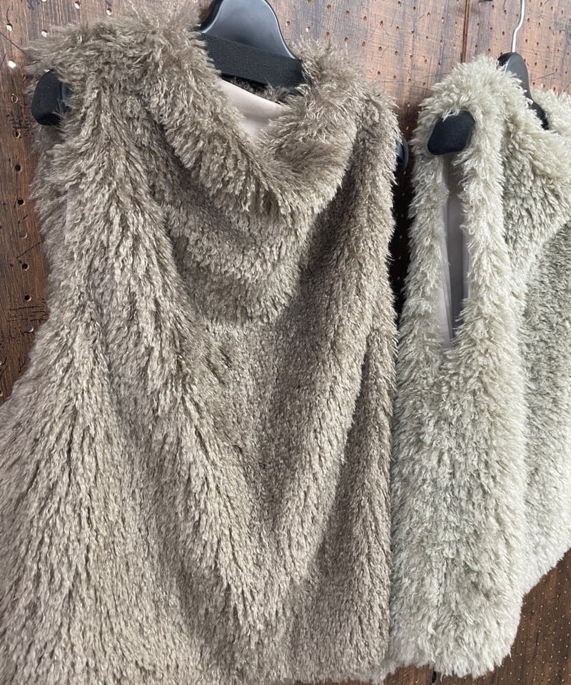 Dignite collier ディニテコリエ フェイクファー プルオーバーベスト