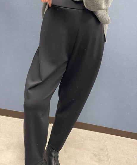 Pauline Bleu ポリーヌブロー　ソフトボンディング タック入りパンツ