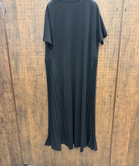Pauline Bleu ポリーヌブロー　サイドプリーツ切り替えワンピース