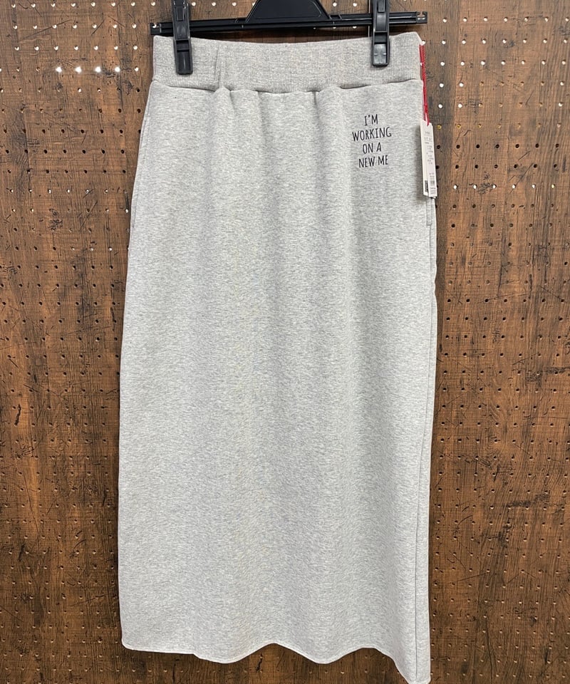 DIgnite collier☆バックスリットタイトスカート☆グレー☆未使用 Dignite collier ディニテコリエ 超 裏起毛 スエット タイトスカート