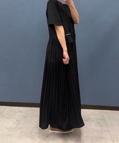 Pauline Bleu ポリーヌブロー　サイドプリーツ切り替えワンピース