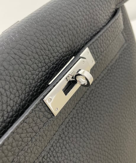 牛革レザーコンパクトリュック・3col