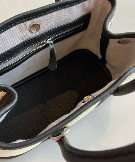 牛革レザートートバッグmini　パンダ