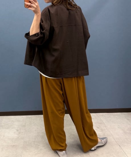 Uncarnet アンカルネ　麻混ドロストギャザージャケット