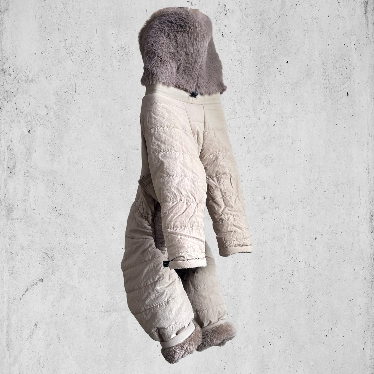 2025NEW ECO FUR SNOW SUIT:BEIGE<ｴｺﾌｧｰｽﾉｰｽｰﾂ: ベー