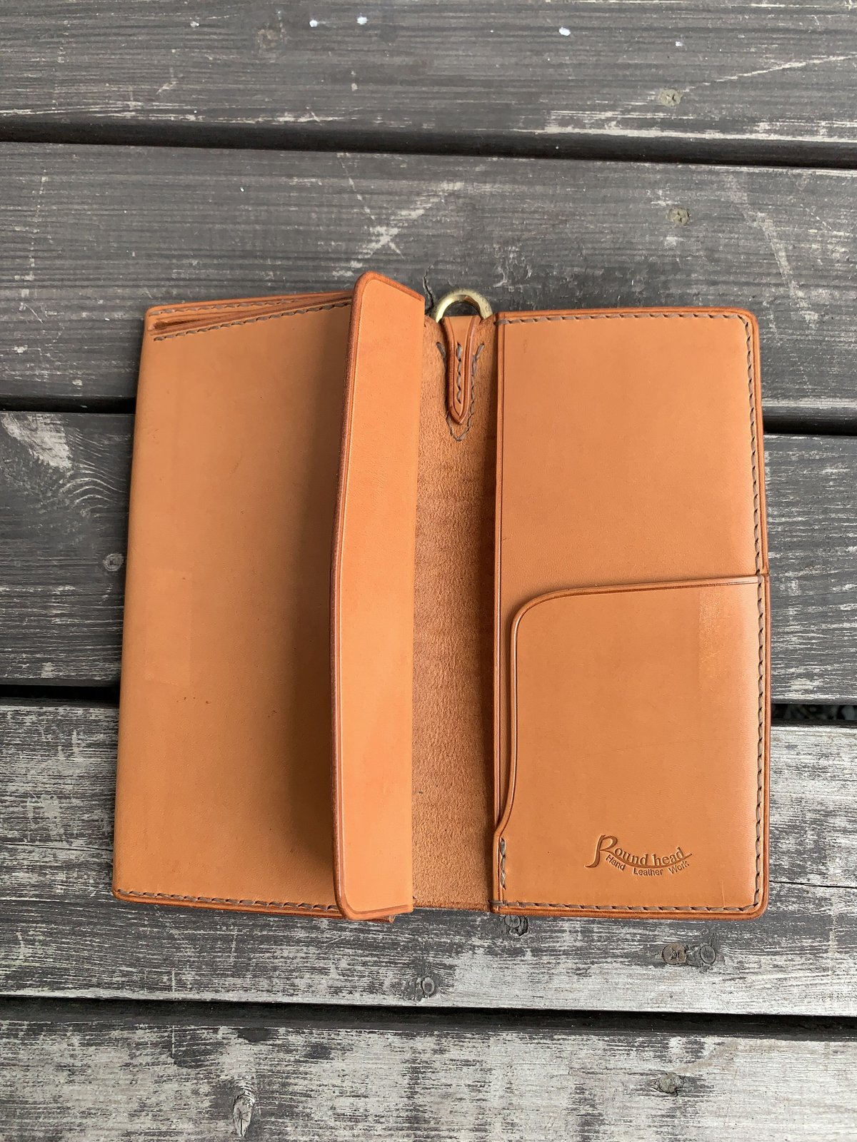 セミロングウォレット ダイヤ brass | Round head