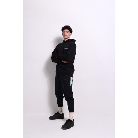 MOVEFORM PANTS / BLACK×MINT