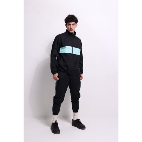 MOVEFORM ZIP UP JACKET / BLACK×MINT