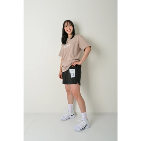 “Material” SHORTS / BURGUNDY