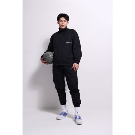 MOVEFORM ZIP UP JACKET / BLACK