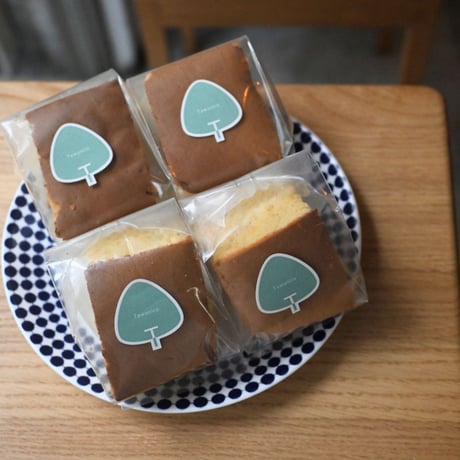 台湾カステラ４個セット　Castella （Sponge cake）