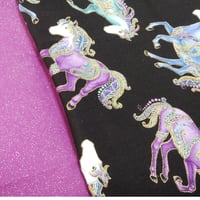 10金彩入りデザインhorse×ラメ入りパープル裏地／リバーシブル／金彩デザインがカッコイイ！珍しいデザインです