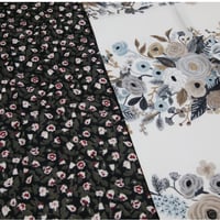 No.136【木村様ご売約済】大判タロットクロス／クリーム地グレー花柄×ミニフラワー柄*＊シックでカッコイイ仕上がりに*＊