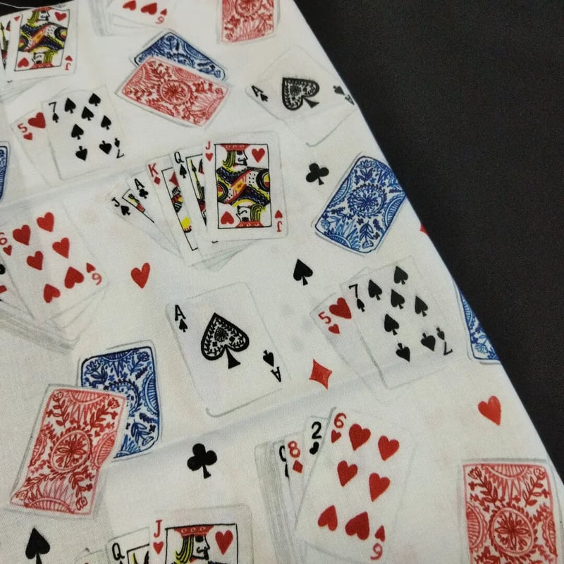 No.174 トランプ柄×スェード調／リバーシブル／33×47cm＊珍しい柄で