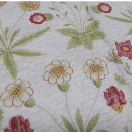 71.【縦型◆人気柄特価！】いちご泥棒柄×ボタニカル柄／38×48.5cm ／リバーシブル*＊シックな柄で2度嬉しいタロットクロス*＊