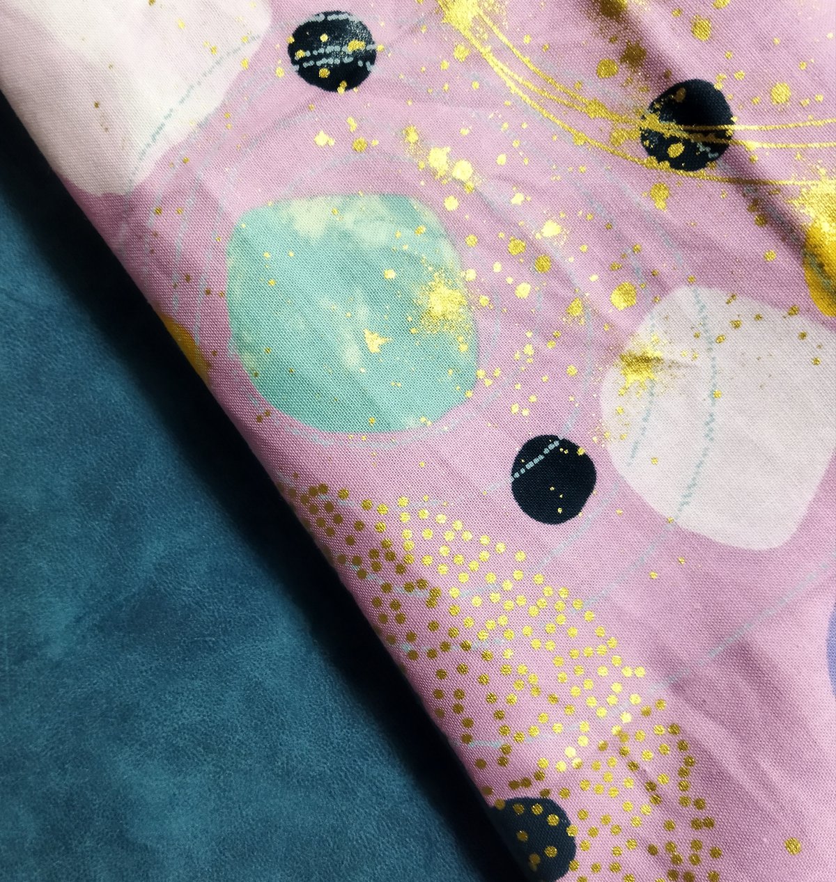 No.233【ミニ】タロットクロス ゴールドサークル柄×フェイクレザー