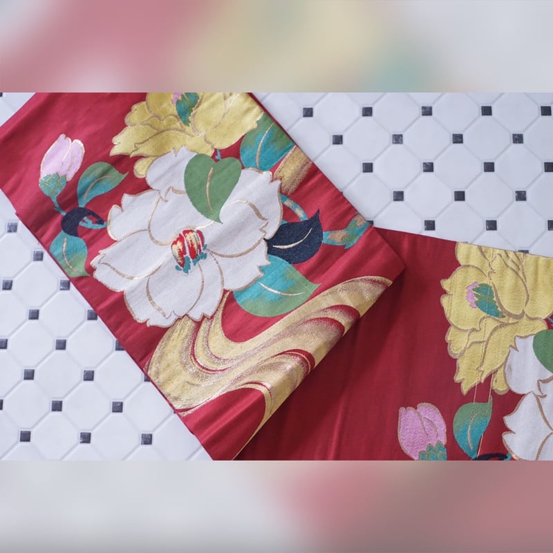 名古屋帯　綴れ織　花紋　椿　牡丹　金糸　着物　064a p 名古屋帯 椿 織帯 レトロ （花つづみ＊鼓 刺繍 房 紐 牡丹 椿 桜