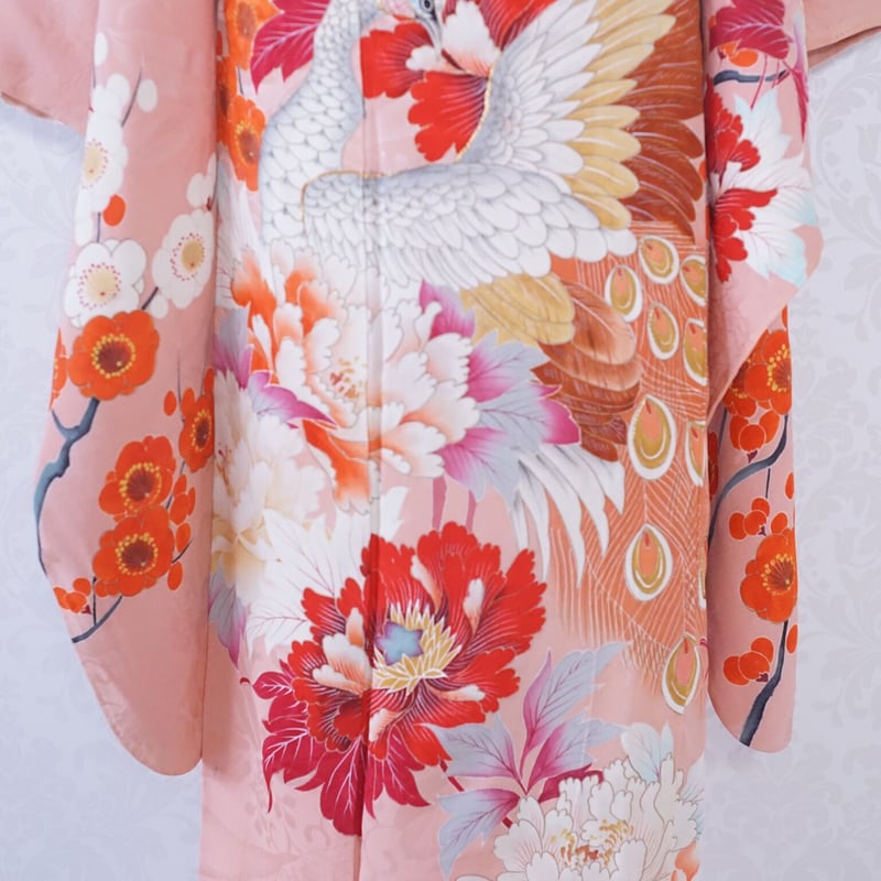 ピンク振袖 孔雀と牡丹 アンティーク | 凍蝶