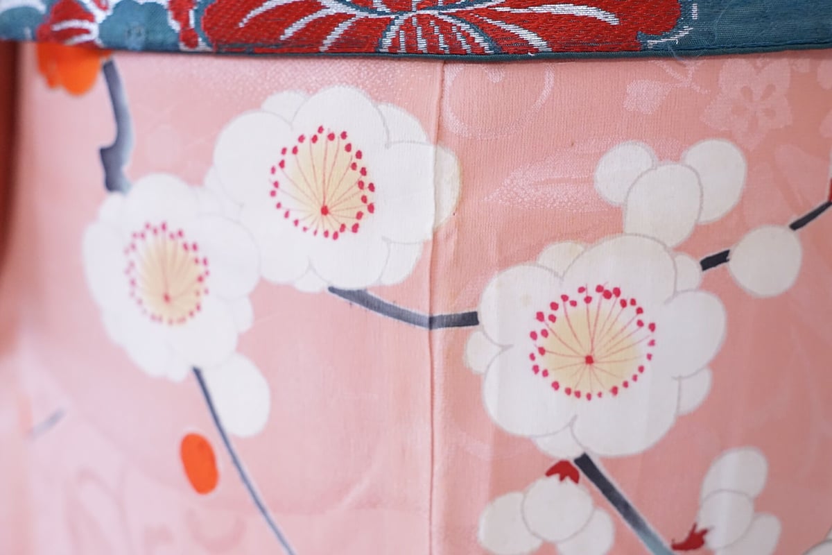 ピンク振袖 孔雀と牡丹 アンティーク | 凍蝶
