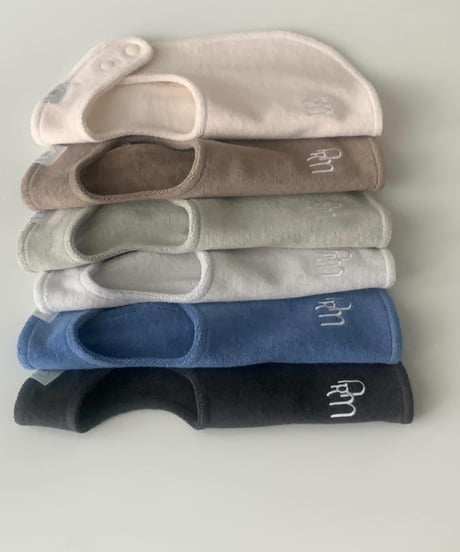 would U / cloud terry bib