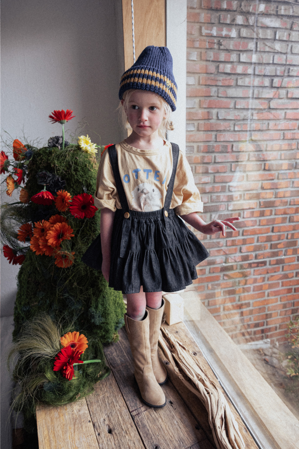 Wonny Ribbon / Black Denim Skirt | lisoro