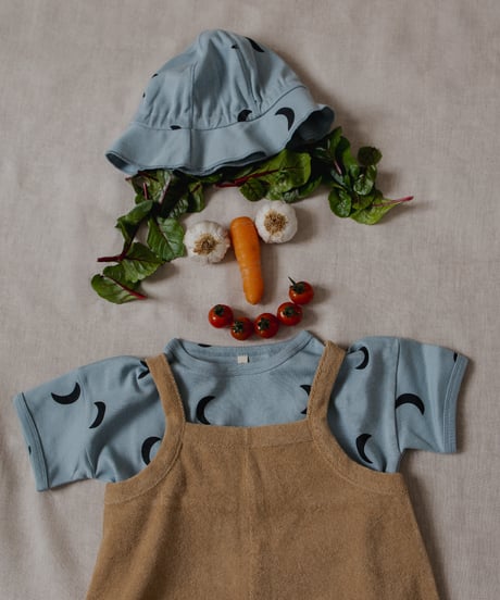 organic zoo/ Wheat Terry Cropped Dungarees