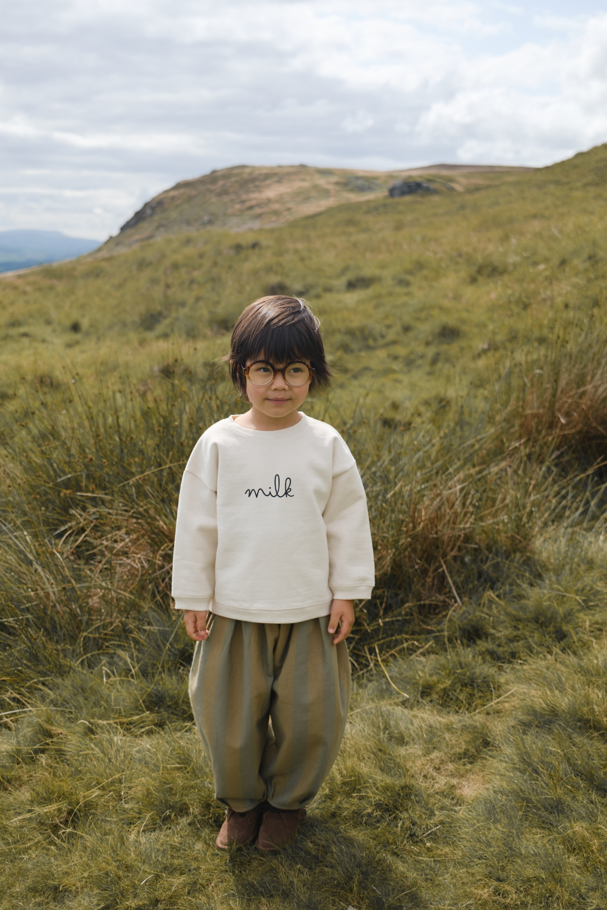 organic zoo/ Milk Sweatshirt Undyed | lisoro