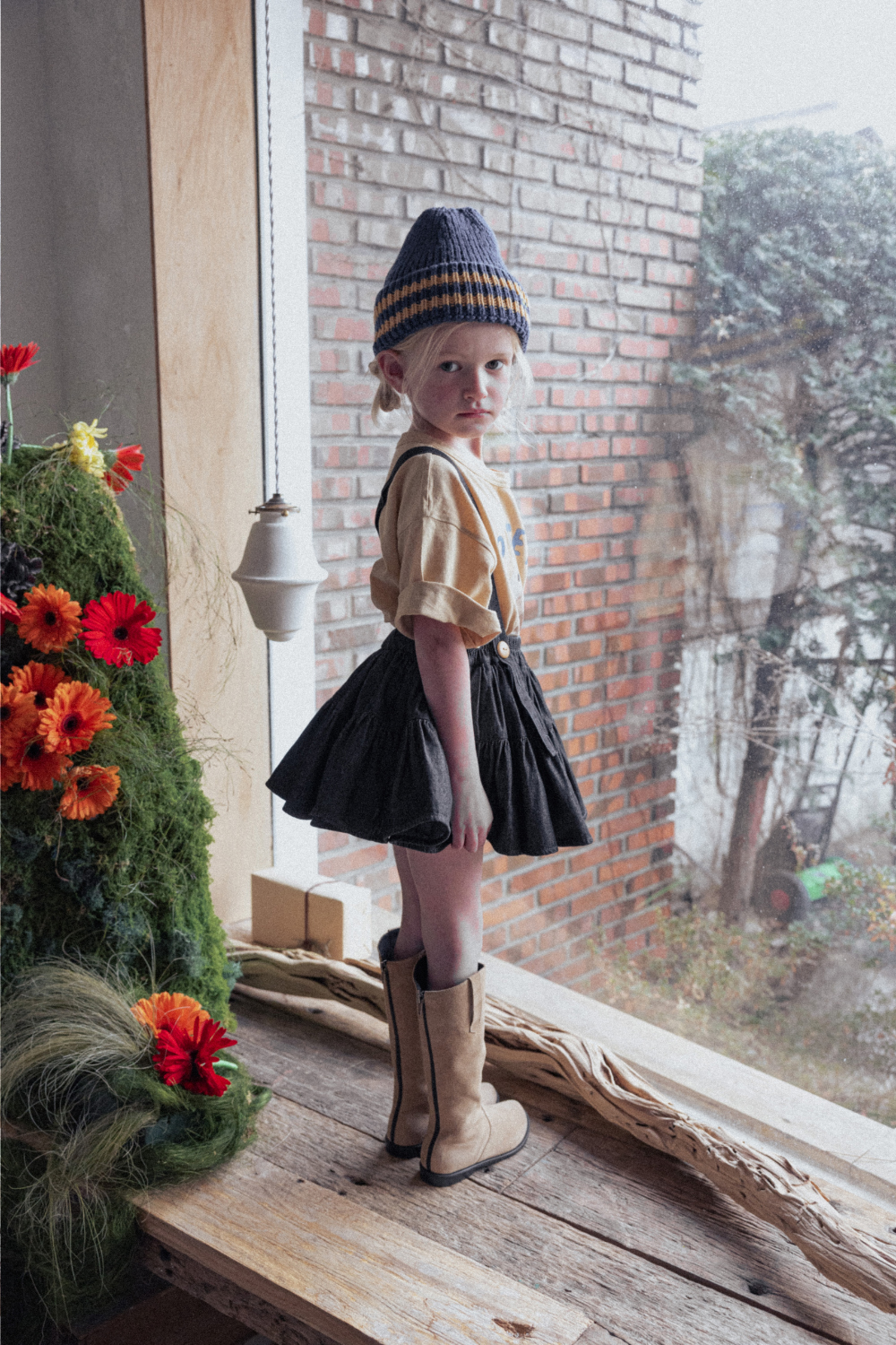 Wonny Ribbon / Black Denim Skirt | lisoro