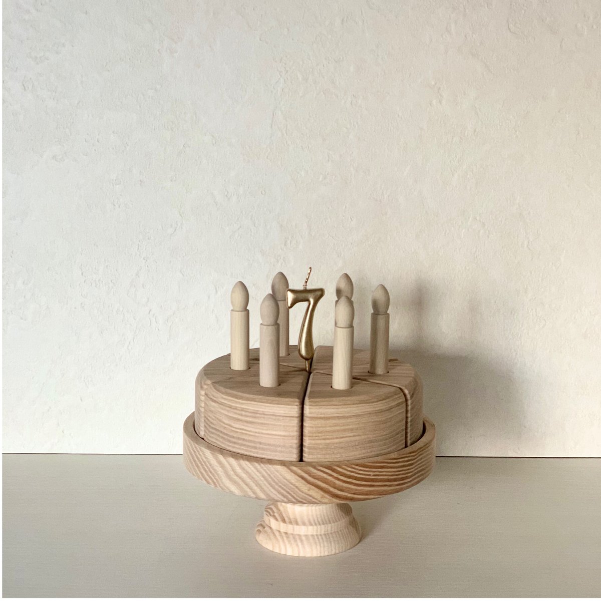 lemi toys / Wooden Birthday Cake | lisoro