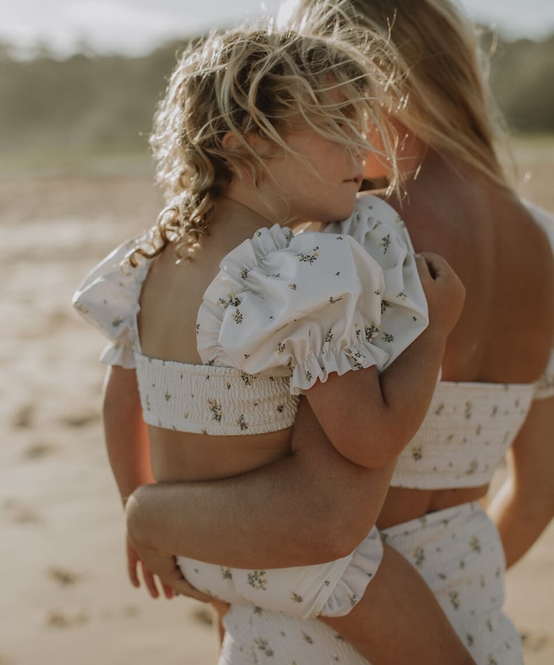 Son and Daughter/ ISSY BIKINI SETS | lisoro