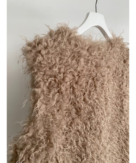 【26TH-18】Curly Fur Vest