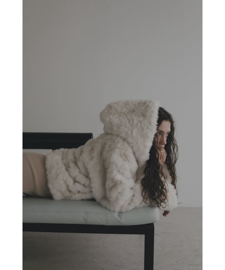 【26TH-07】Rabbit Like Fur Hoodie Coat