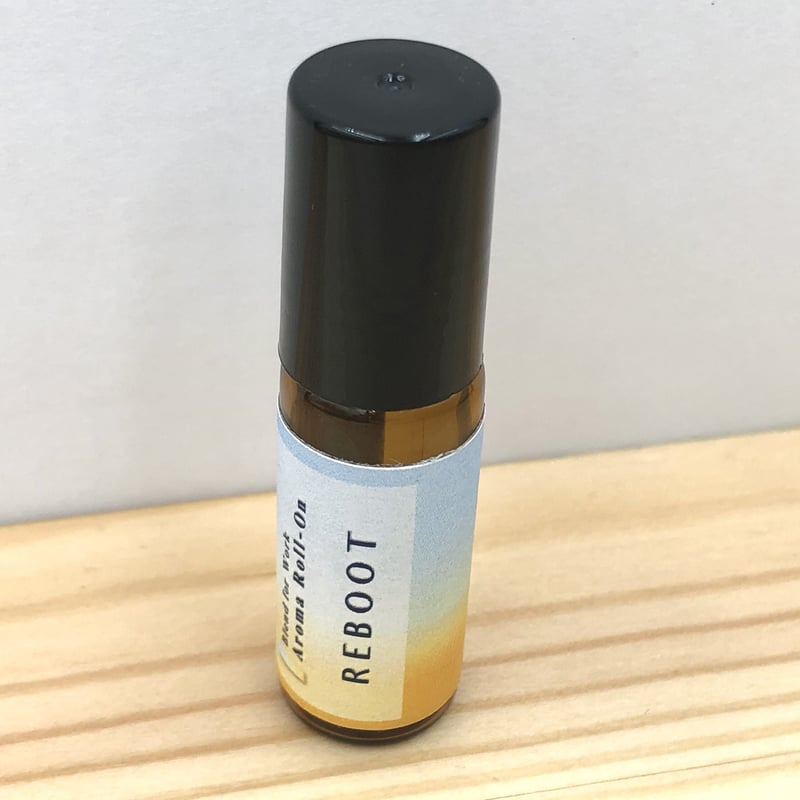 未使用】nous エッセンシャルオイル ロールオン 小田切ヒロ オイル