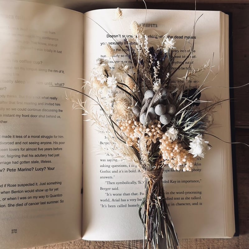 ドライフラワースワッグ】フラワーディスプレイ インテリア雑貨に𓂃