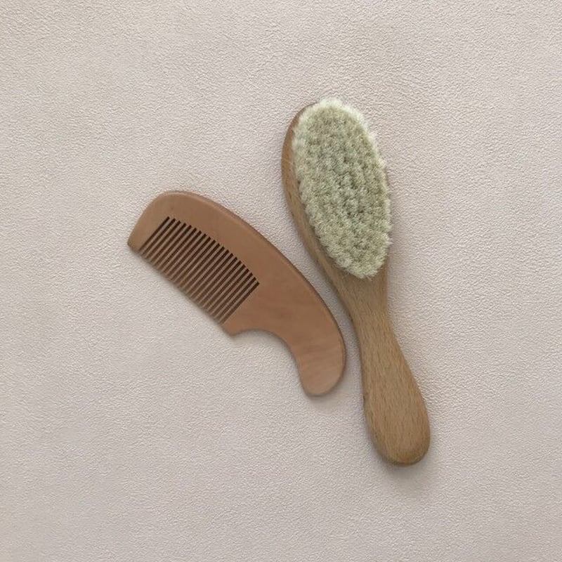 Baby Wooden Hair Brush / Hippo + Birds OLIGIN