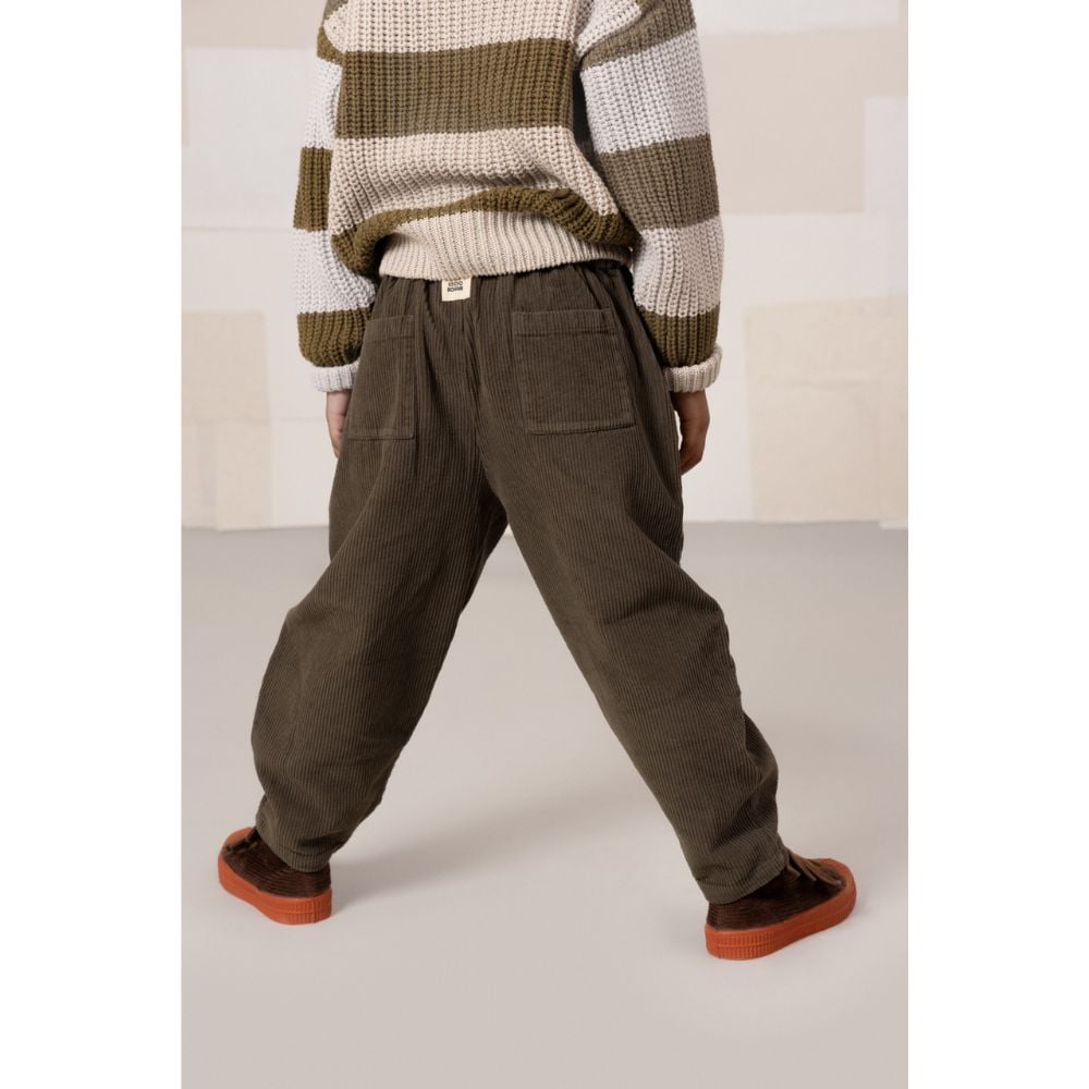 ご予約] 24m CARROT CORDUROY PANTS [ DARK TAUPE ]