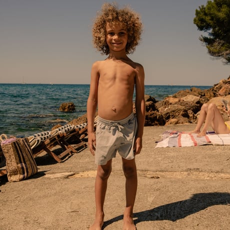 CHICO SWIMMING SHORTS [ GREY BLUE/ PUFFER FISH ] / STUDIO BOHEME PARIS [水着 男の子 スイムウェア]
