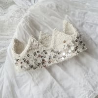 Knitted Crown [ silver sequin ] / Dasha Petrenko [ニットクラウン ハーフバースデー  バースデー ニューボーンフォト]