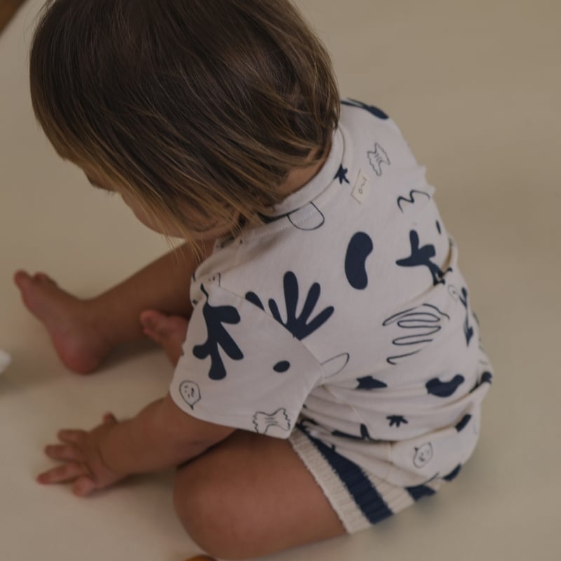 【新品未使用】organic zoo Capri Classic T 1-2y organic zoo】Capri Undyed Cotton Classic T-Shir