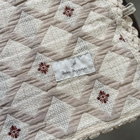 Joan Blanket Nostalgia  / Bebe Organic [ベベオーガニック パッチワーク ブランケット オーガニックコットン 出産準備 おくるみ 出産祝い]